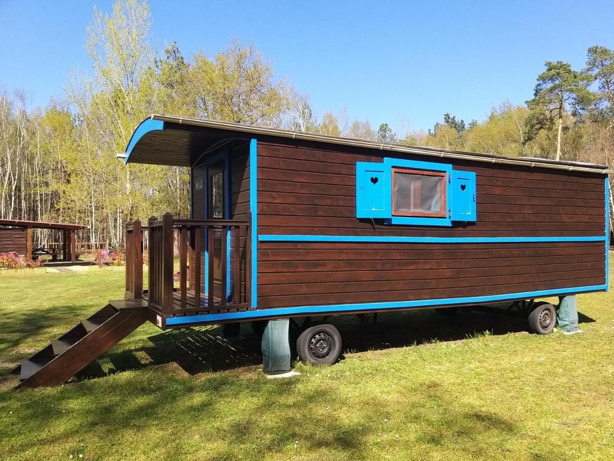 Roulottes Du Chalet Des Pins Rougeou Екстериор снимка